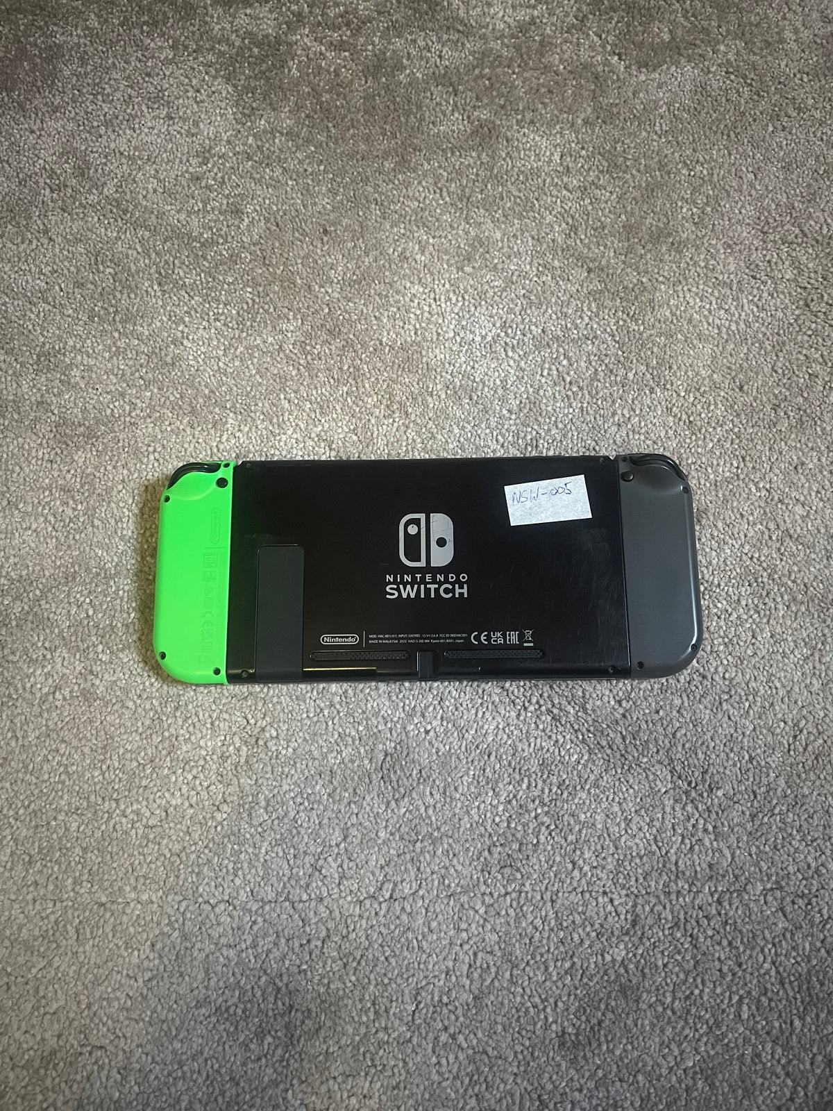 Nintendo Switch Console V2 (Bargain Corner)